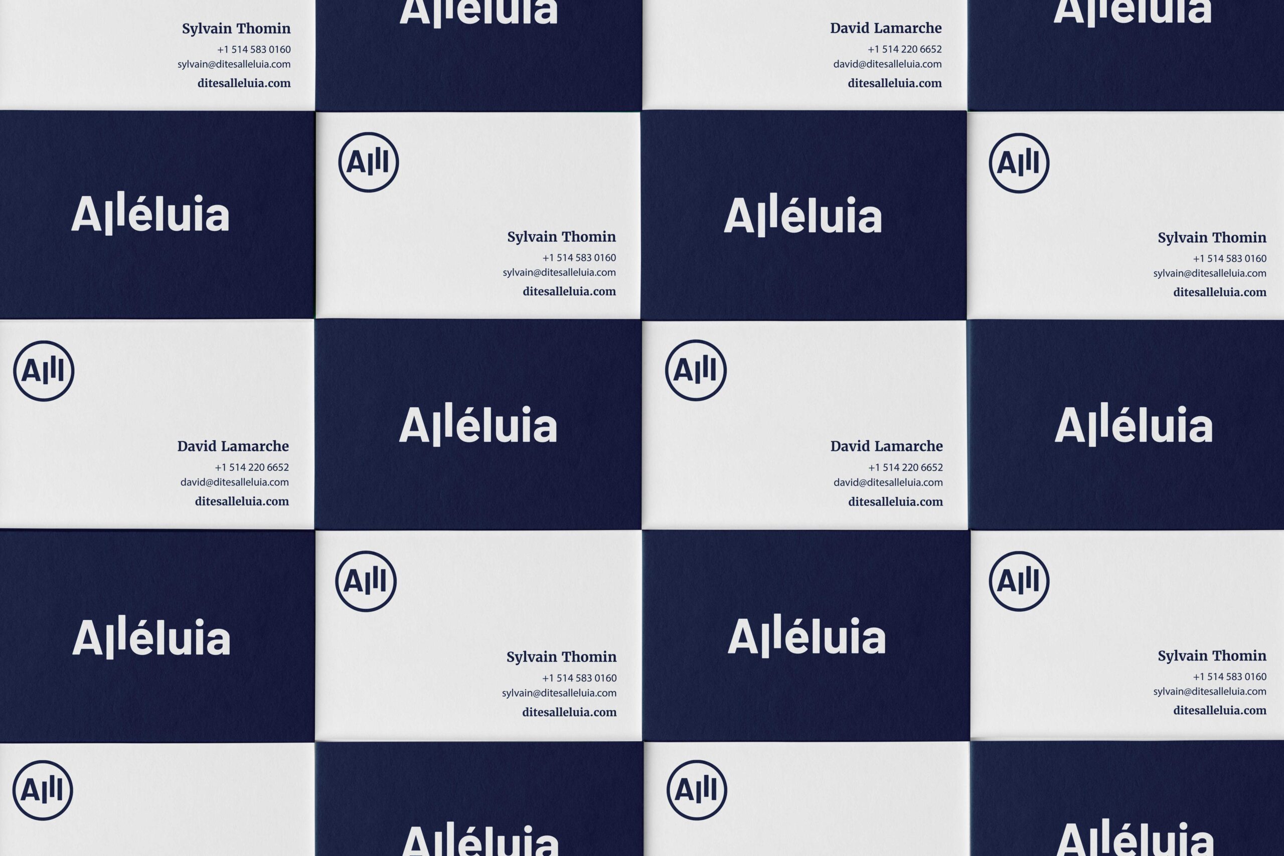 Cartes professionnelles d'Alléluia disposées en damier, recto bleu marine et verso blanc